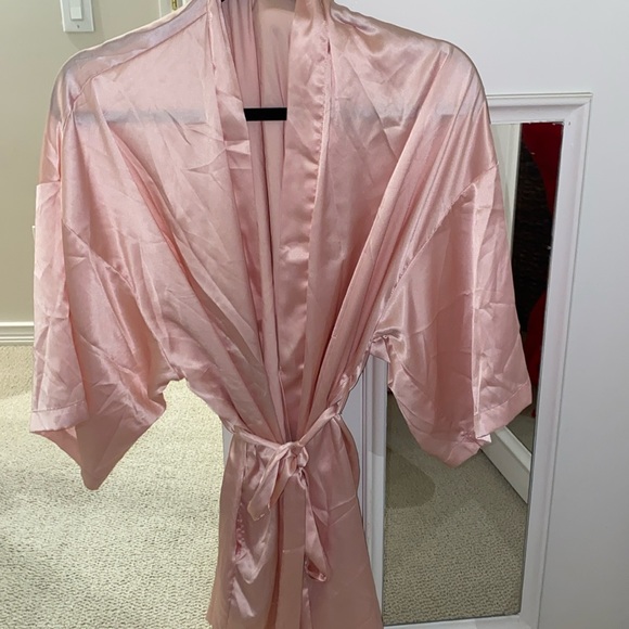 Victoria's Secret Other - Victoria’s Secret Short Silky Robe
